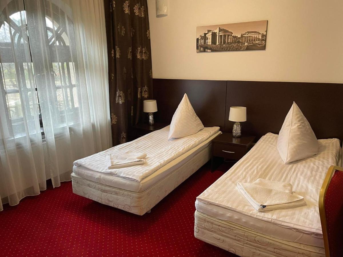 Villa Stary Kalisz Buitenkant foto